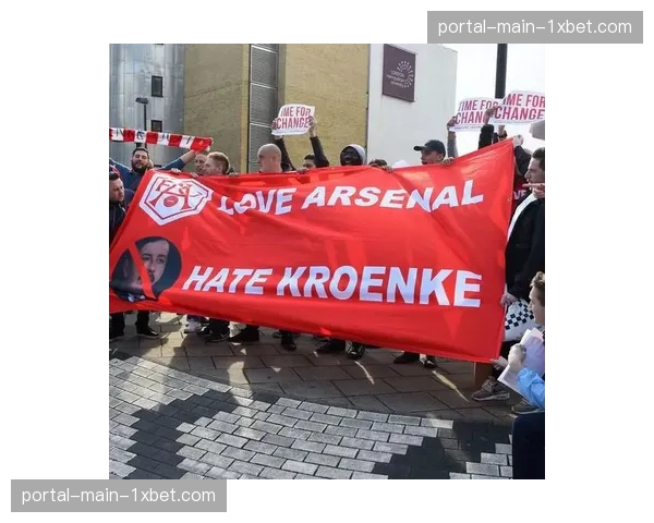 欧冠主题艺术展在米兰开幕,探索足球与视觉文化的融合 欧冠主题艺术展在米兰开幕,探索足球与视觉文化的融合